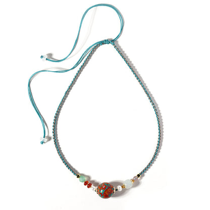 Collier en perle sculptée de forme ronde, disponible aux couleurs rouge / bleu / orange / noire laquée de Pékin