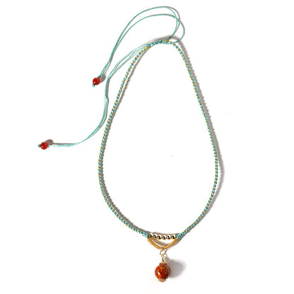 Collier en perle sculptée de forme ronde, disponible aux couleurs rouge / bleu / orange / noire laquée de Pékin