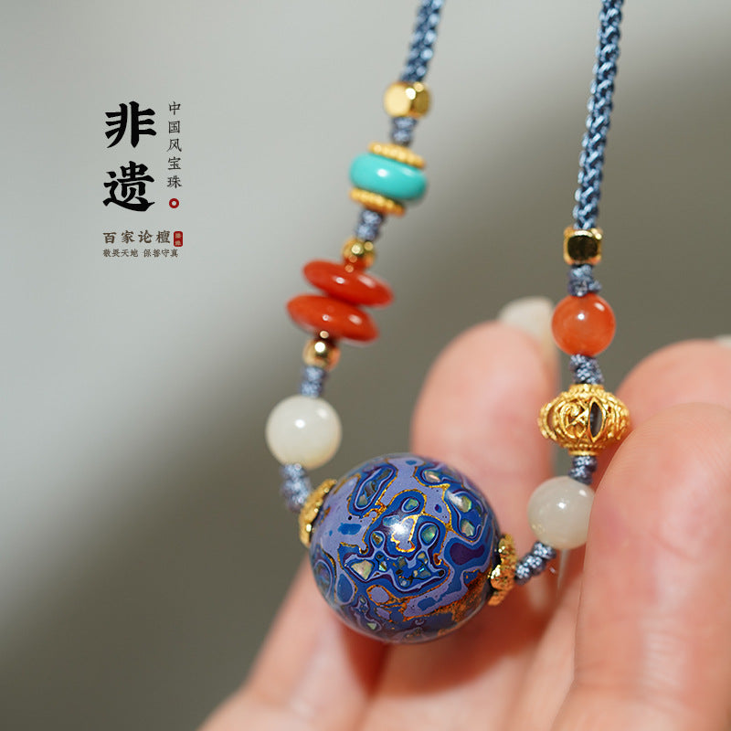 Collier en perle sculptée de forme ronde, disponible aux couleurs rouge / bleu / orange / noire laquée de Pékin